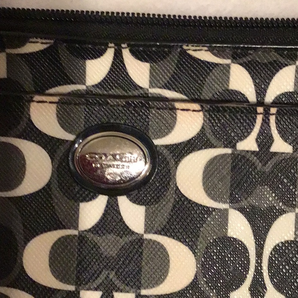 Coach wallets - Picture 3 of 6